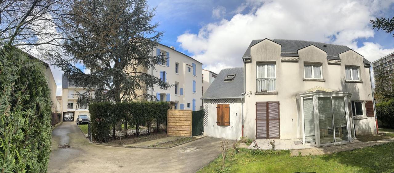 Maison De Longde-Appartement Avec 2 Chambres Villejuif Exterior photo